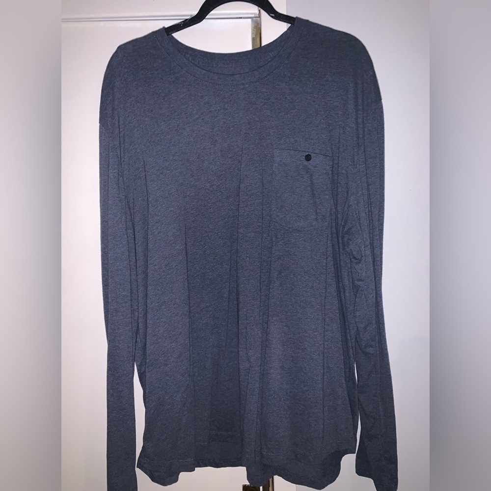 LONG SLEEVE TEE WITH POCKET